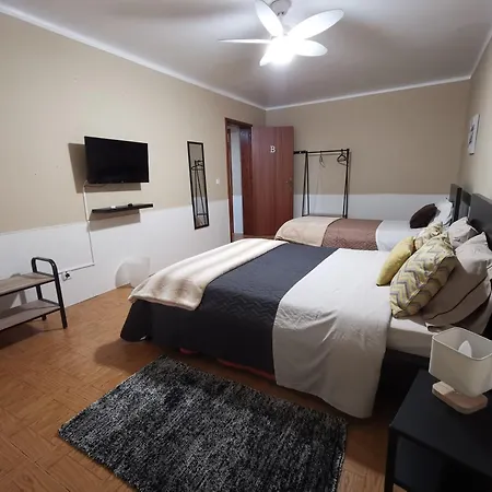 Quarto em Acomodações Particulares Viegas *